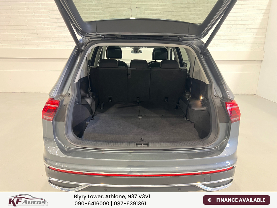 2022 Volkswagen Tiguan Allspace - image 10