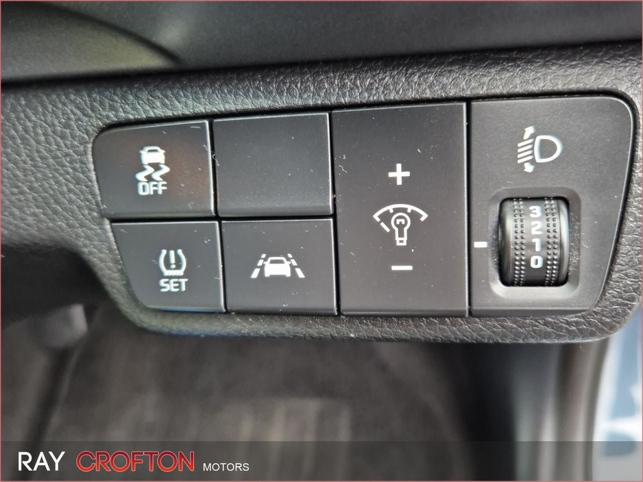 2017 Kia Stonic 1.4 K3 Petrol €16,950