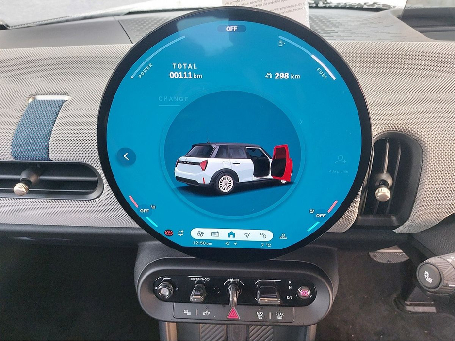 2025 MINI Hatch COOPER Cooper C 5DR €39,995