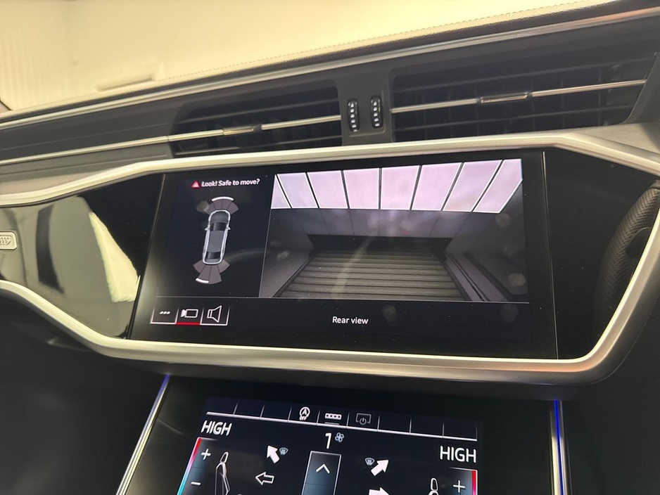 2025 Audi A6 - image 25