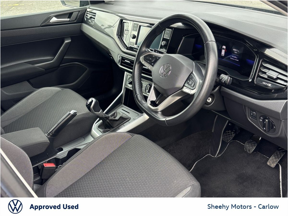 2023 Volkswagen Polo - image 8