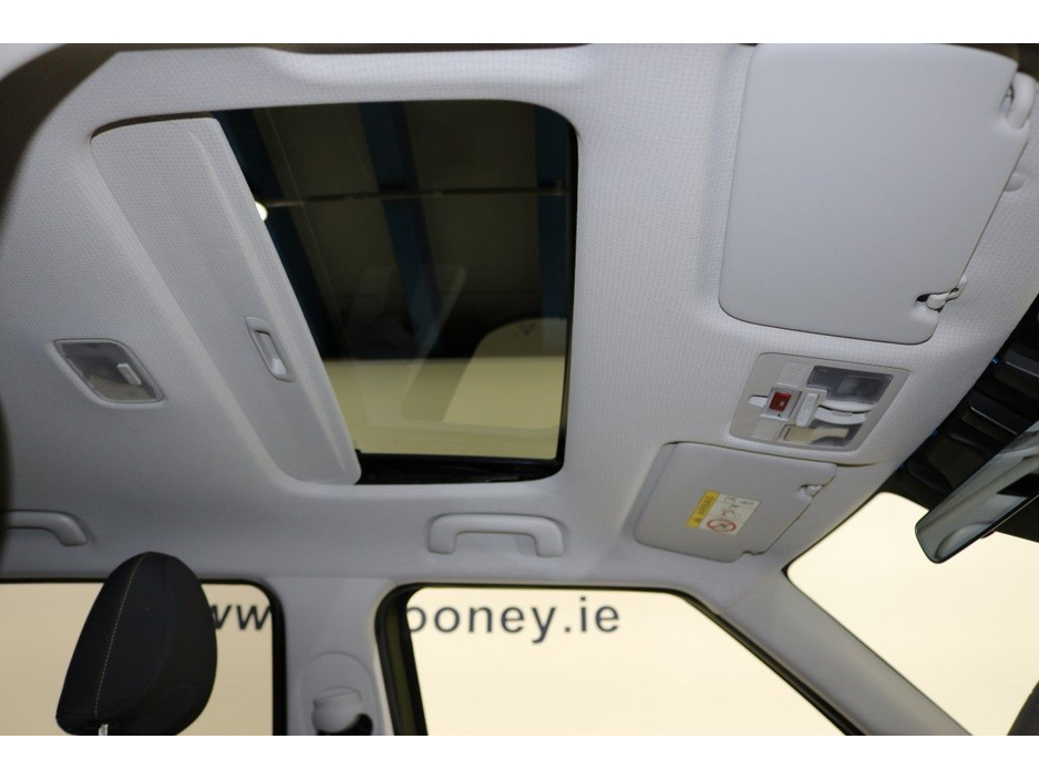 2026 Hyundai Inster CROSS IN AMAZONAS GREEN - ORDER YOURS TODAY