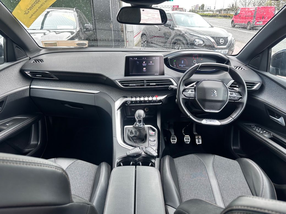 2019 Peugeot 3008 - image 13
