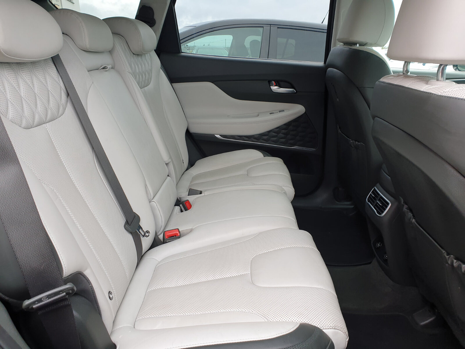 2022 Hyundai Santa Fe PHEV 5DR AUTO €42,950