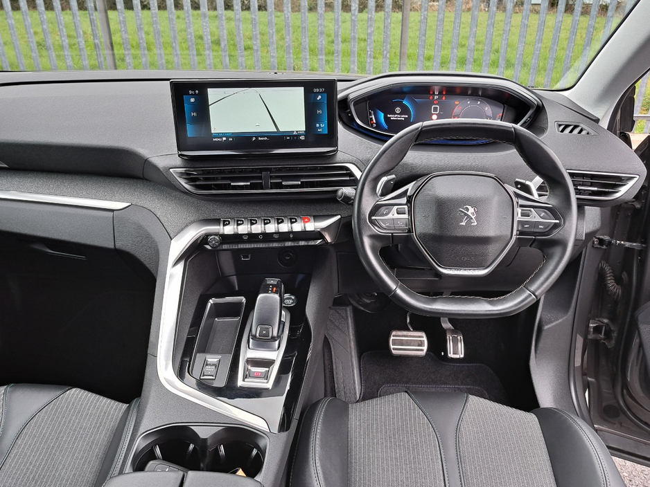 2023 Peugeot 3008 - image 16