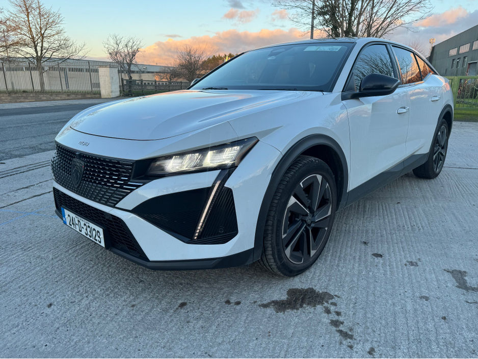2024 Peugeot 408 ALLURE 1.2 130 AUTOMATIC 6 €30,995