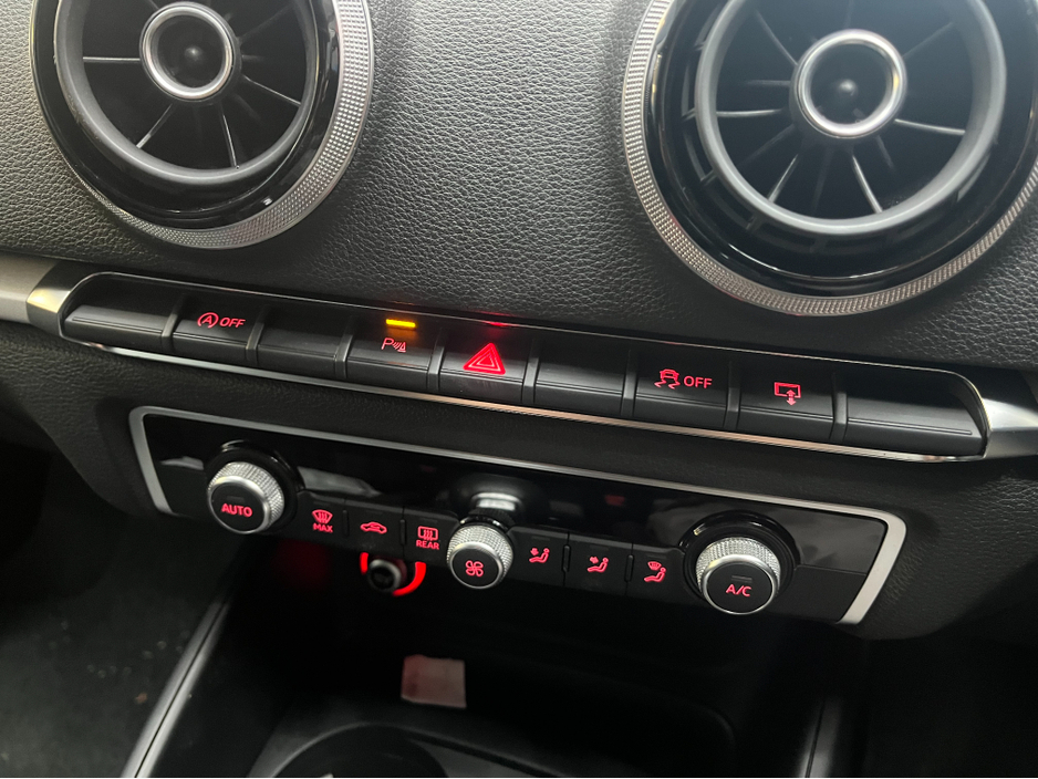 2016 Audi A3 - image 17