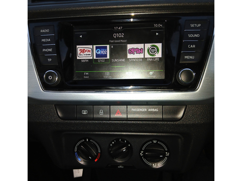 2017 Skoda Fabia - image 4