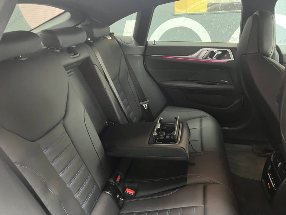 2025 BMW i4 €58950 2025 BMW I4 M50 ONLY 9K KMS / CRUISE CONTROL / 360° PARKING CAMERA / ELECTRIC MEMORY & HEATED SEATS / HEATED STEERING WHEEL / APPLE CARPLAY / AMBIENT LIGHTS €58,950