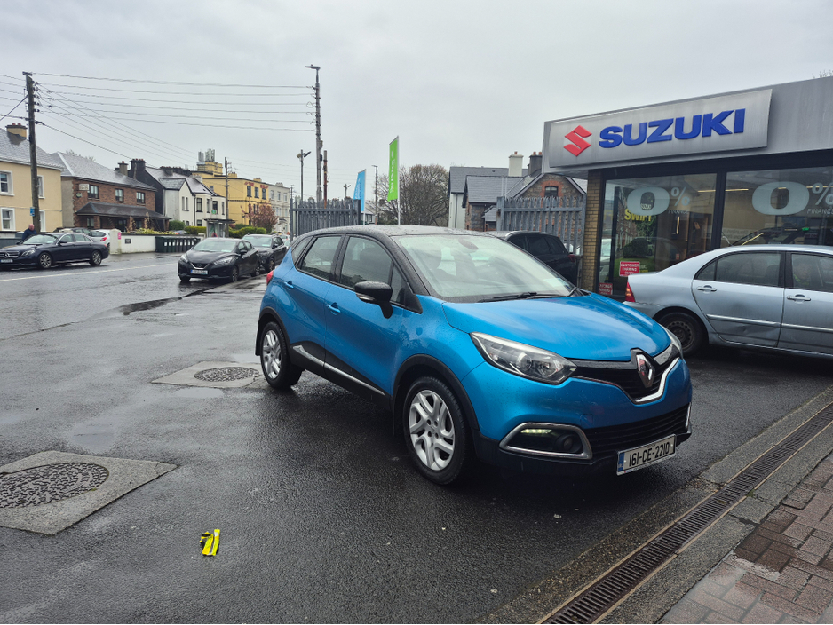 2016 Renault Captur - image 5