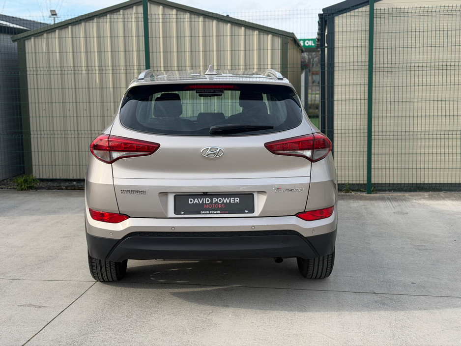 2015 Hyundai Tucson - image 5