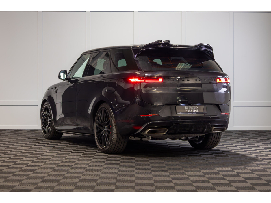 2026 Land Rover Range Rover Sport - image 4