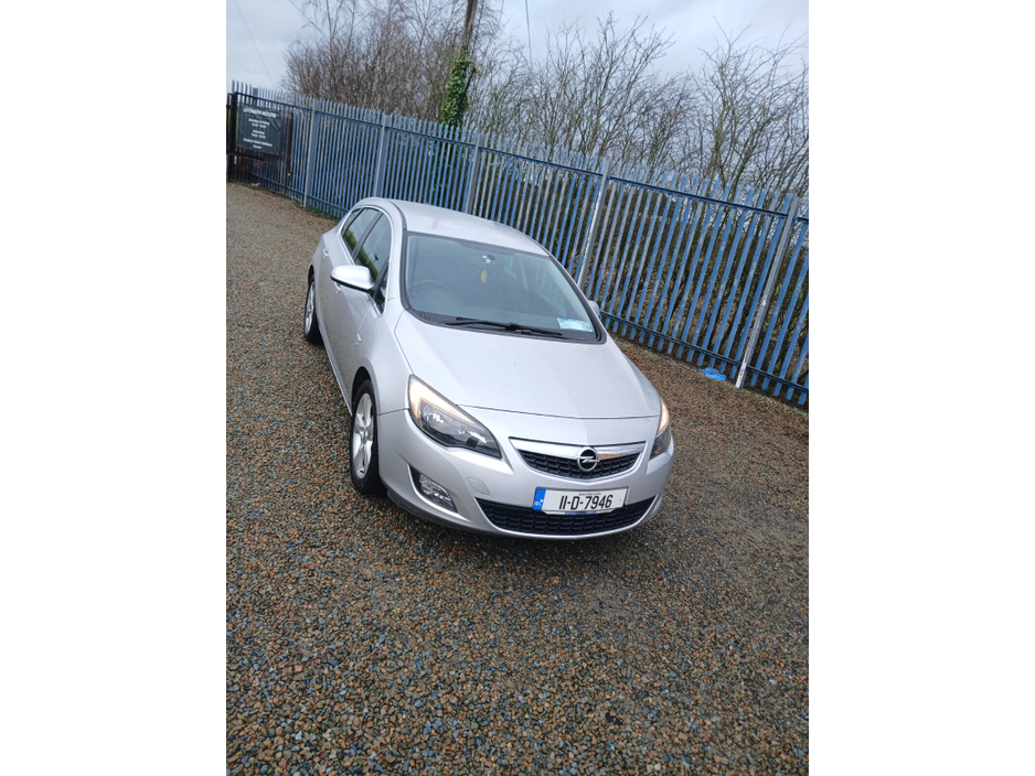 2011 Opel Astra SRi 1.7CDTi 110PS 6 Speed €3,475