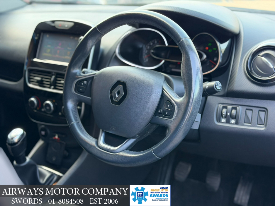 2017 Renault Clio - image 8