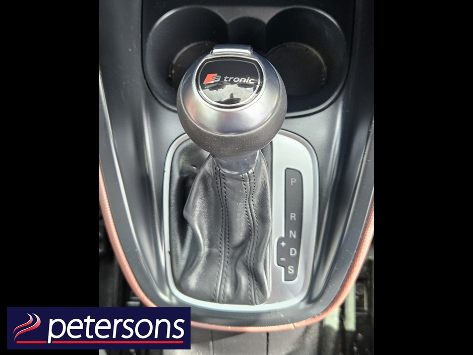 2012 Audi A1 - image 25