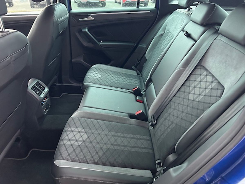 2023 Volkswagen Tiguan 2.0 TDI 150HP R-Line DSG D7F Automatic Mint €45,995