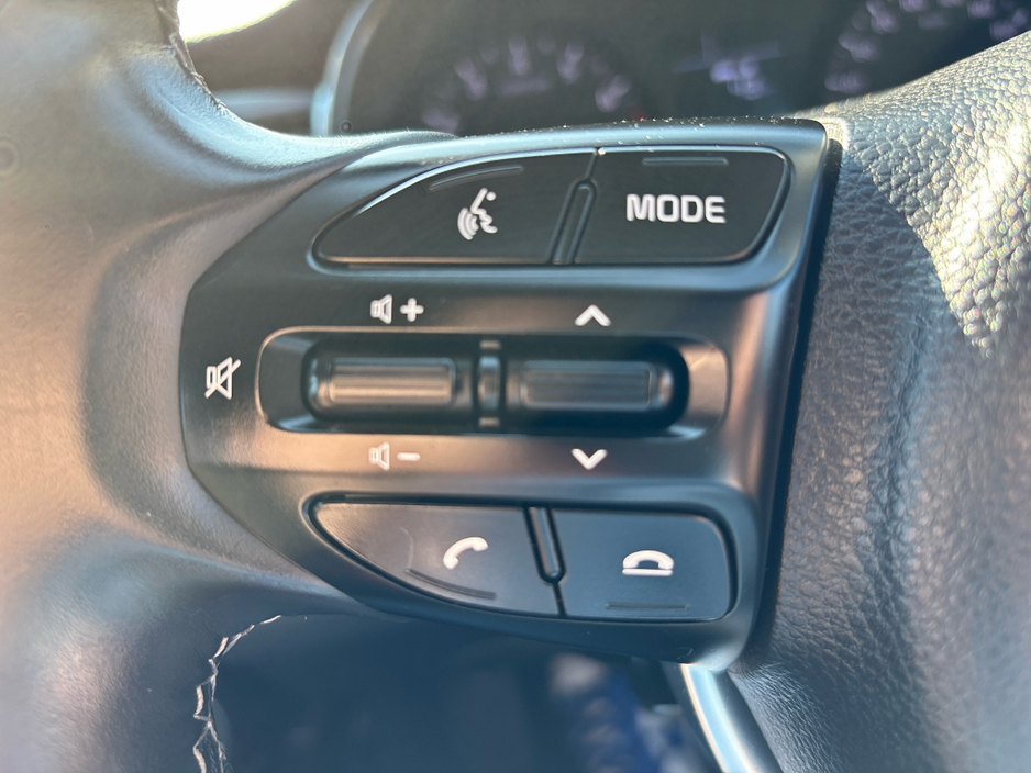 2022 Kia Stonic - image 15