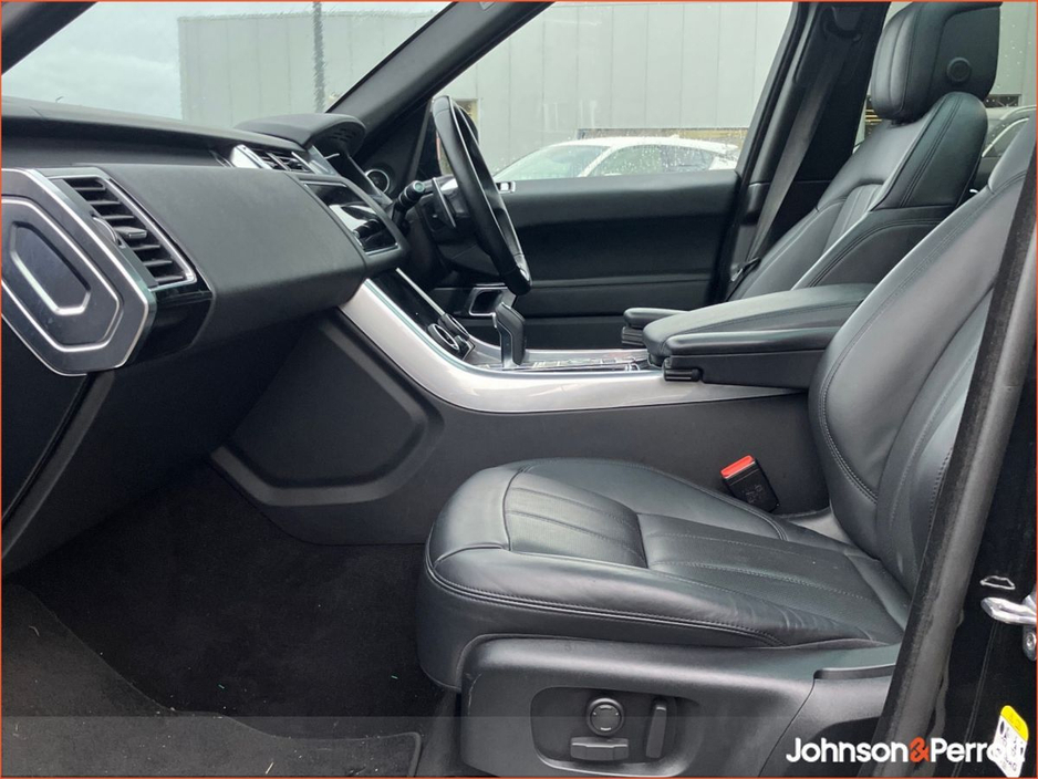2021 Land Rover Range Rover Sport - image 2