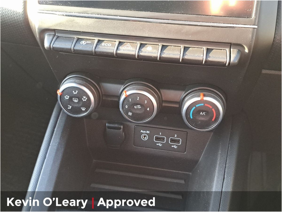 2022 Renault Clio - image 14