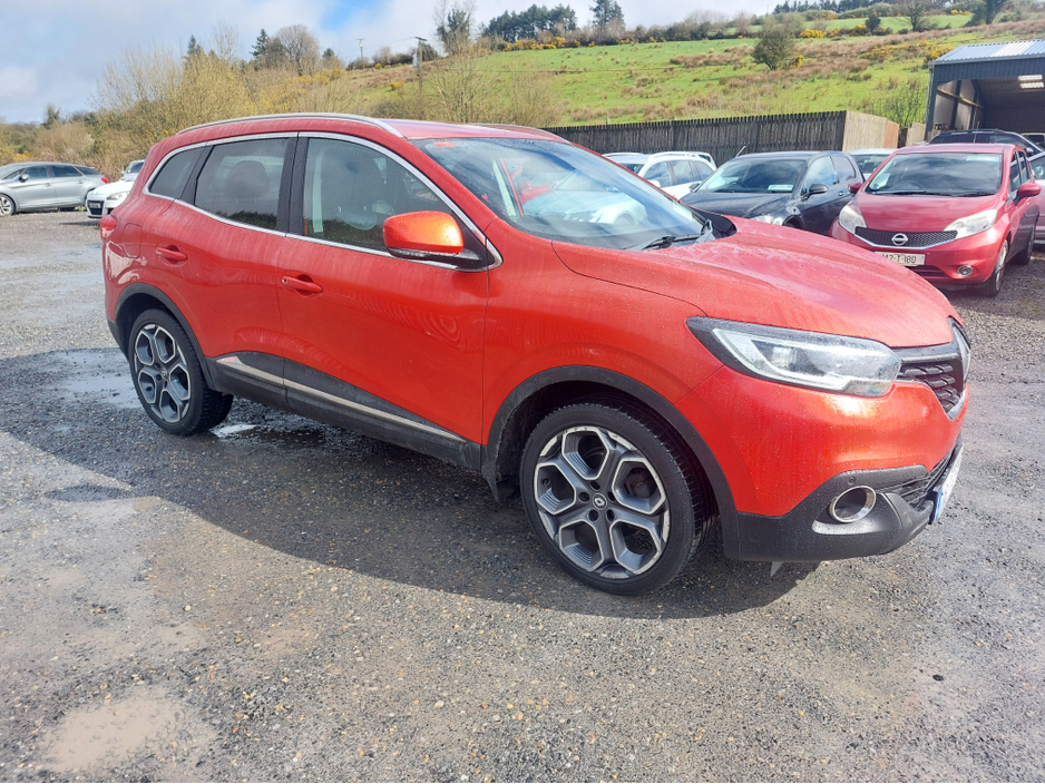 2016 Renault Kadjar - image 3