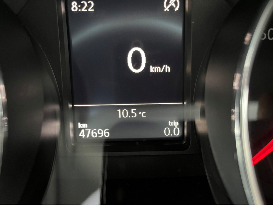 2015 Volkswagen Polo - image 22