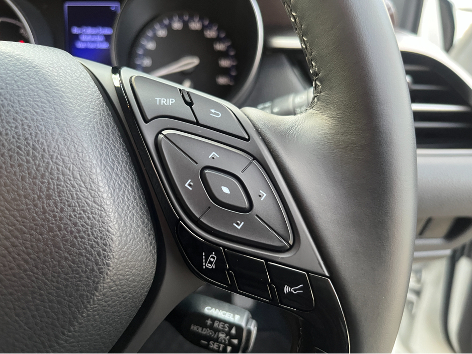 2020 Toyota C-HR SOL AUTOMATIC HYBRID 1.8 PETROL //ADAPTIVE CRUISE CONTROL//KEYLESS ENTRY//REVERSE CAMERA//HEATED SEATS// €22,950