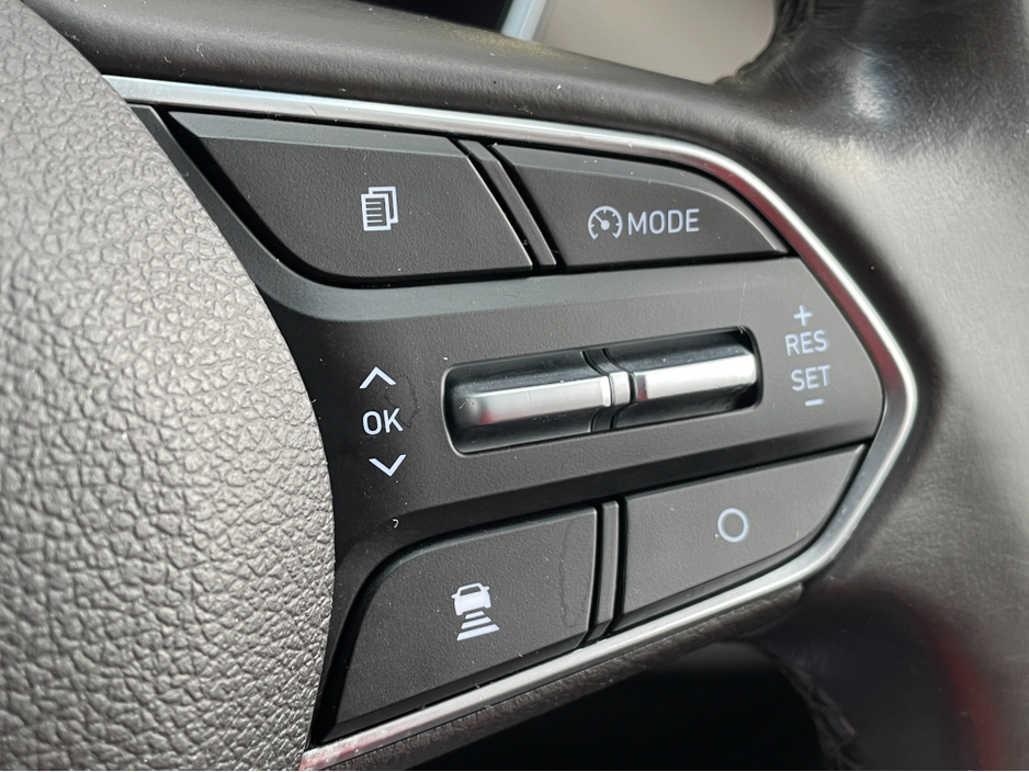 2020 Hyundai Santa Fe 4WD EXECUTIVE PLUS AUTO 5DR 7 SEAT VERY GOOD!! €29,995