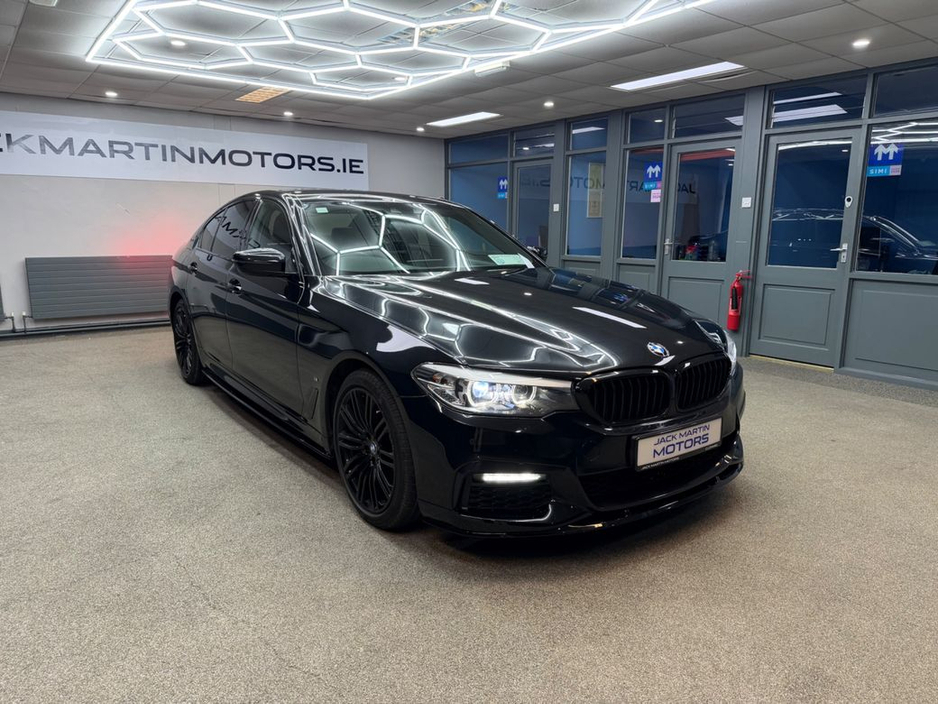 2019 BMW 5 Series - image 8