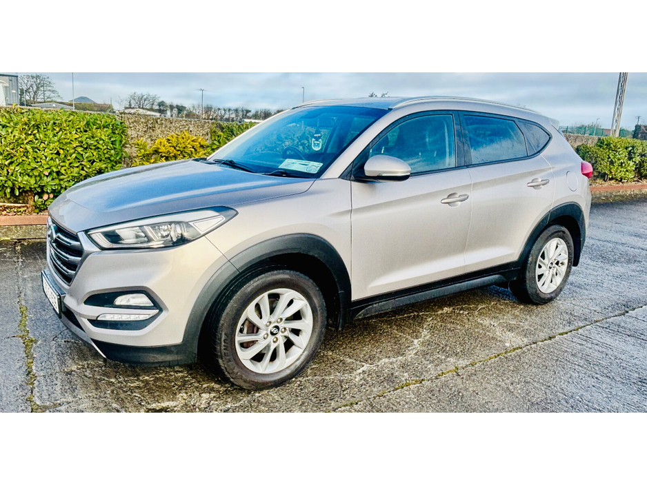 2016 Hyundai Tucson 1.7 D Executive €9,995