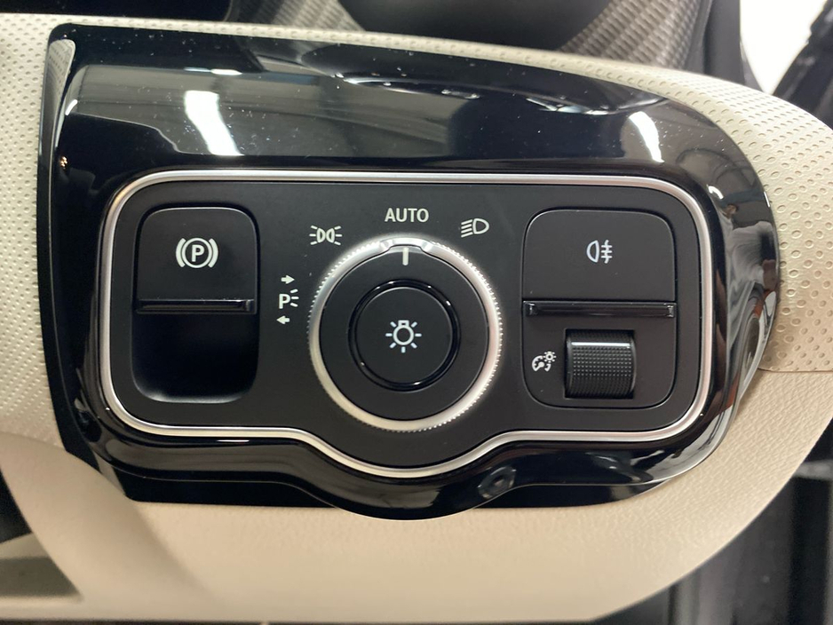 2025 Mercedes-Benz A Class - image 23