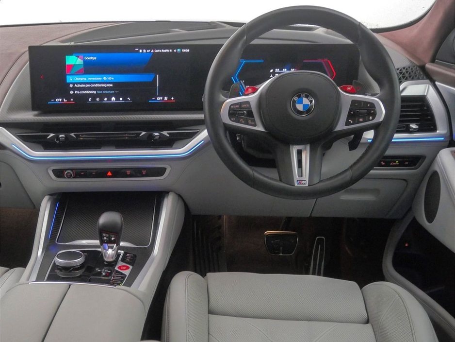 2025 BMW XM 50e €129,900