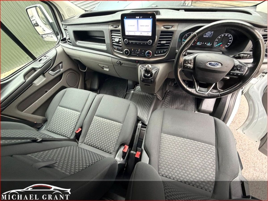 2020 Ford Transit - image 11