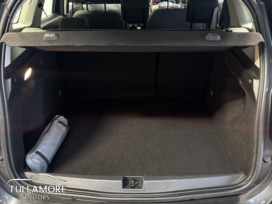 2023 Dacia Duster 1.3 TCe 150 EDC Expression €22,900