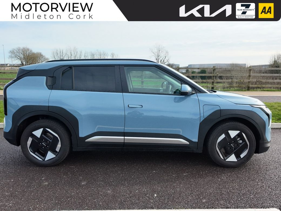 2026 Kia EV3 - image 2