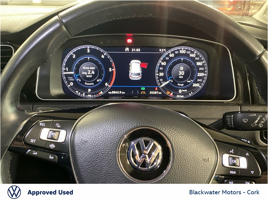 2021 Volkswagen Golf - image 15