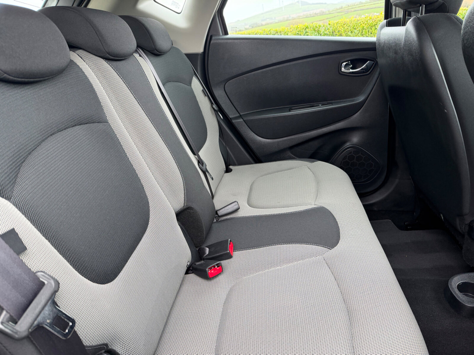 2017 Renault Captur - image 13