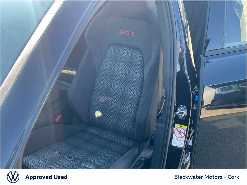 2026 Volkswagen Golf - image 24