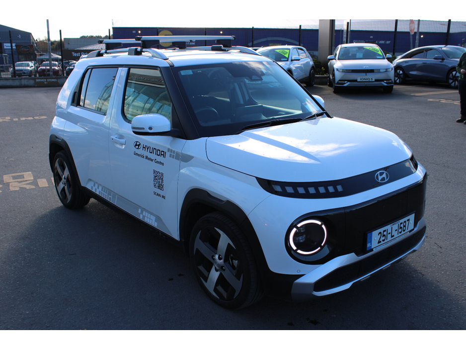 2025 Hyundai Inster - image 7