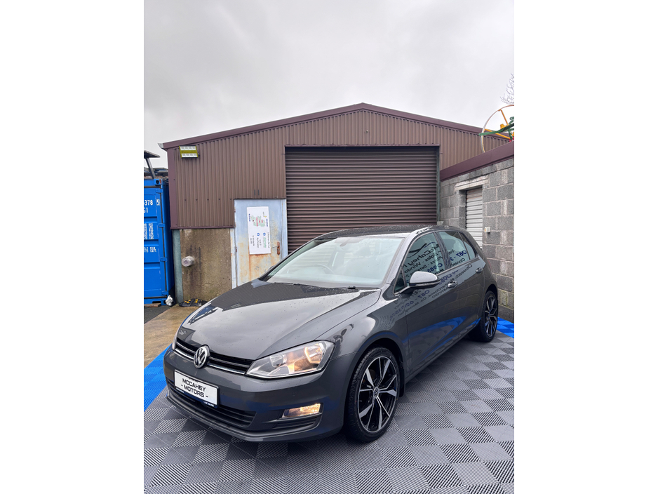 2016 Volkswagen Golf MATCH TDI BLUEMOTION TECHNOLOGY €12,950