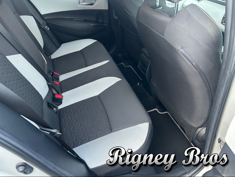 2019 Toyota Corolla HYBRID SOL H/B 4DR AUTO €21,750