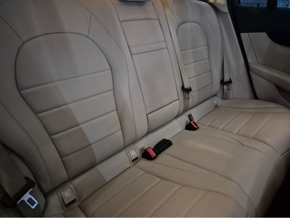 2021 Mercedes-Benz GLC Class - image 12