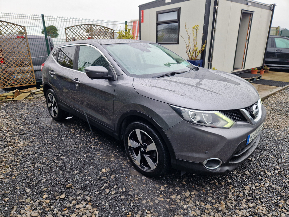 2015 Nissan Qashqai 1.5 DSL SV PREMIUM €7,950