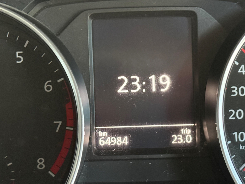 2016 Volkswagen Polo - image 8