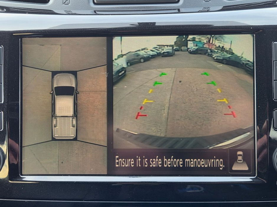 2020 Nissan Navara - image 15