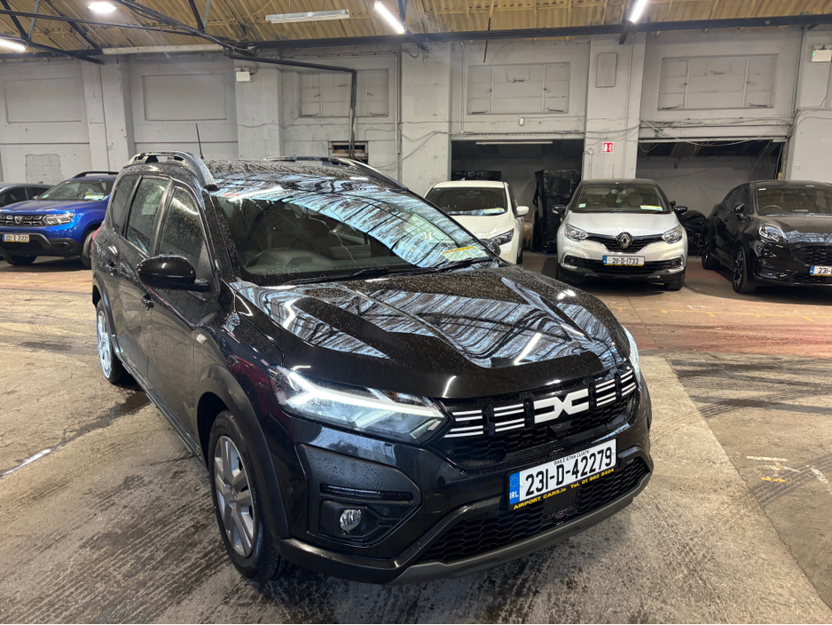 2023 Dacia Jogger - image 2