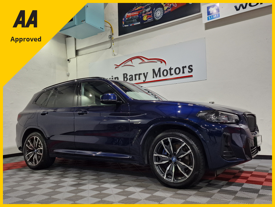 2022 BMW X3 30E M SPORT (PRO PACK / OYSTER LEATHER) X-DRIVE AUTOMATIC **ONE OWNER / TOP SPEC / 20" ALLOYS / APPLE CARPLAY / ADAPTIVE LED HEADLIGHTS / BMW M SEATBELTS / ELECTRIC BOOTLID /REVERSE CAMERA / SAT NAV** €49,900