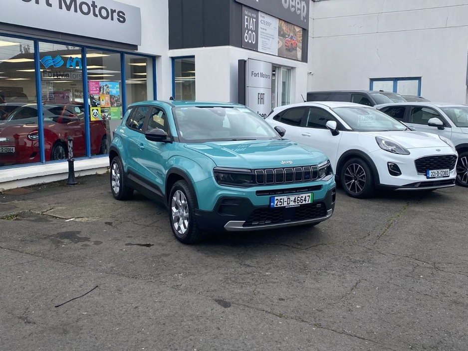 2025 Jeep Avenger - image 3