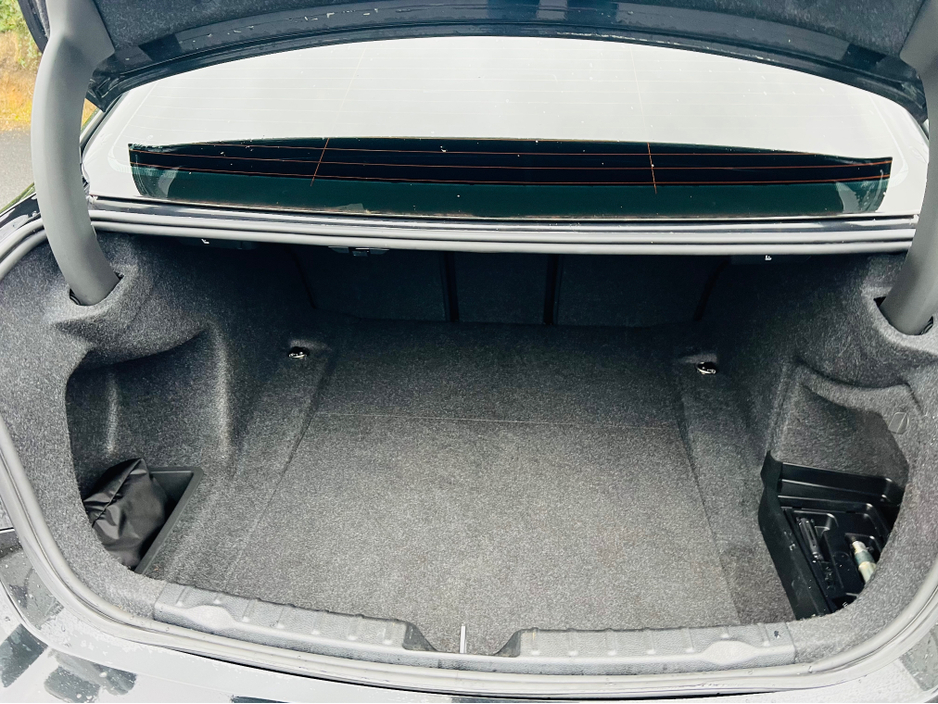 2019 BMW 3 Series 320 D // M-SPORT // 2 KEYS €27,950