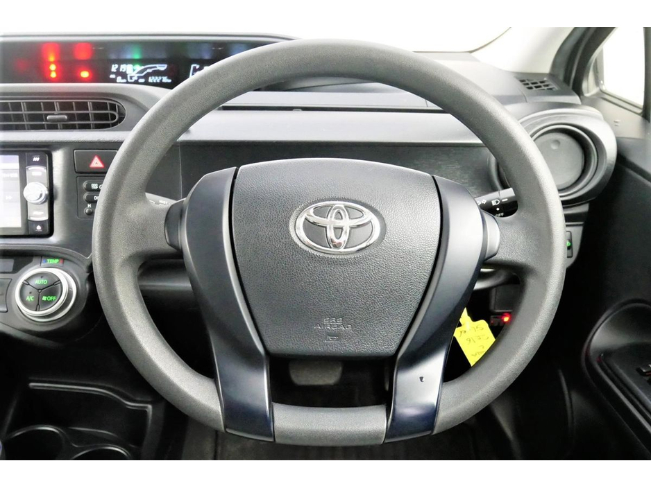 2016 Toyota Aqua 1.5 VVT-i HYBRID *BI-TONE INTERIOR*ANDROID CAR PLAYER* €9,890