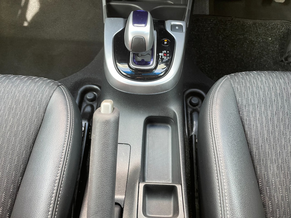 2015 Honda Fit - image 17